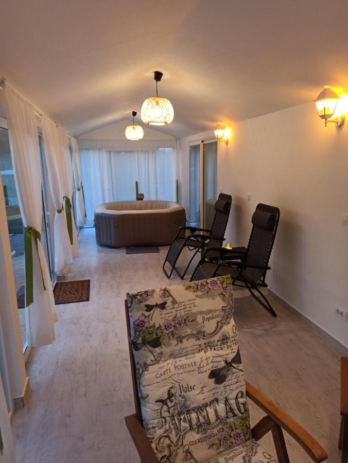 Holiday House Vela Vrta Sveti Ivan Dobrinjski المظهر الخارجي الصورة