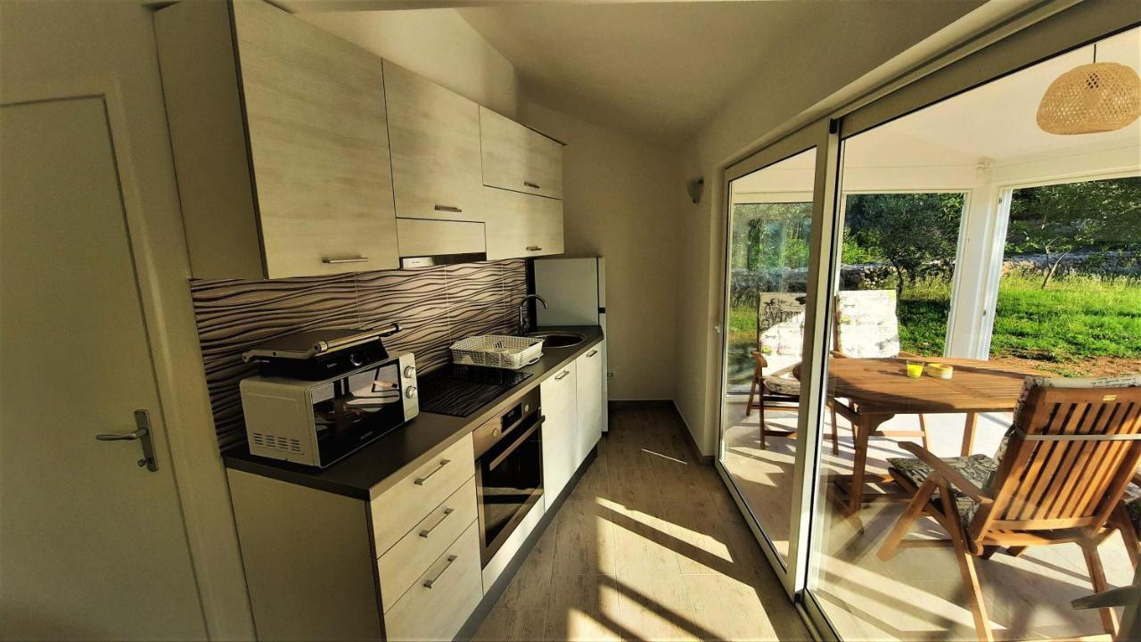 Holiday House Vela Vrta Sveti Ivan Dobrinjski المظهر الخارجي الصورة