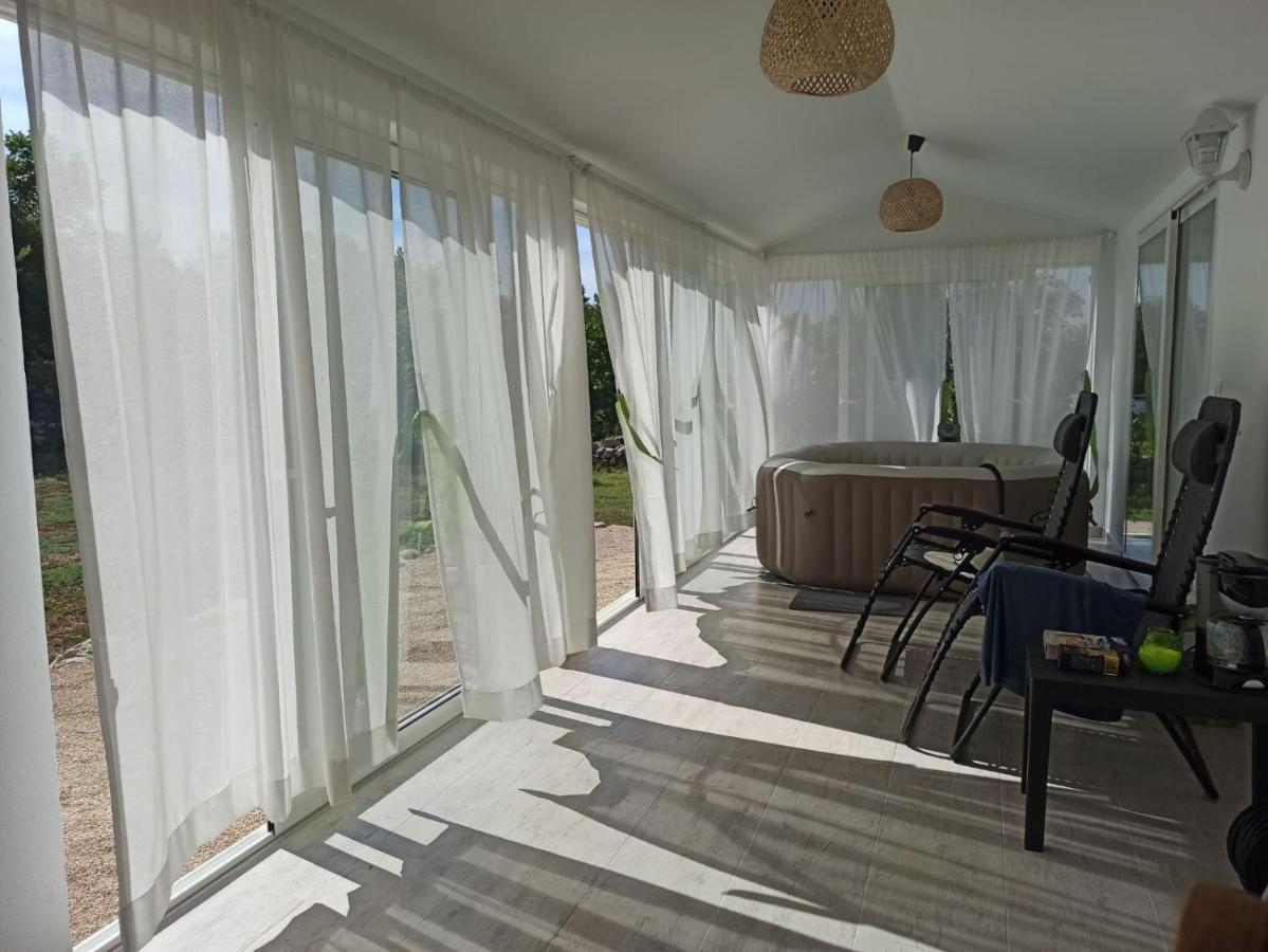 Holiday House Vela Vrta Sveti Ivan Dobrinjski المظهر الخارجي الصورة