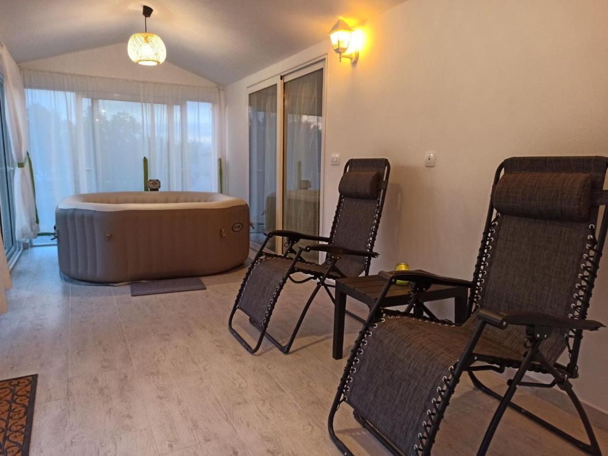 Holiday House Vela Vrta Sveti Ivan Dobrinjski المظهر الخارجي الصورة